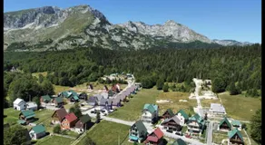 Holiday Homes Durmitorski Gaj - Image 4