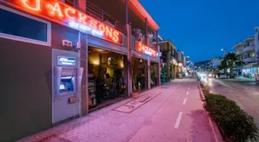 Jacksons sea view living - Image 3