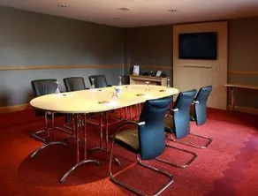 Ramada Plaza - Image 4
