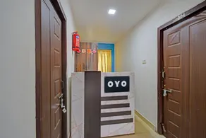 OYO 841825 Madhuram Lodge - Image 5