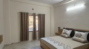 Da Sampurn Hotel - Image 4