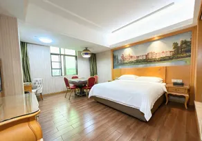 Vienna Hotel Guangdong Boluo Fu Mountain Scenic Spot - Image 4