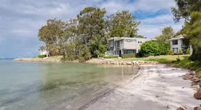 3 'Pelican Sands', 83 Soldiers Point Rd - atemberaubende Einheit am Wasser mit magischem Blick auf das Wasser und Klimaanlage - Image 5