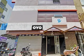 OYO Flagship 813597 Sri Sai exotic stay - Image 5