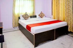 Hotel Parag Inn - Image 2