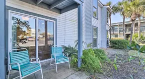 Two-story condo with pool, tennis & patio - 2 short blocks to the beach - Image 5