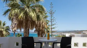 Delfini Apartments - Image 2