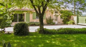 Voll ausgestattetes geräumiges Ferienhaus mit Garten, Grill und Pool | Poolblick - Image 5