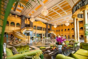 Intan Malachite Hotel - Image 2