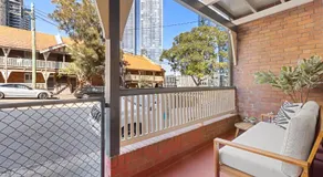 Amazing 2BR Apartment Near Barangaroo - Image 4