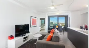 Keeping Cool on Connor - Executive 2BR Fortitude Valley apartment with pool and views - Image 2