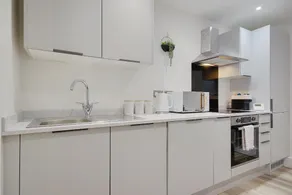 Wimborne Road Apartment 4 - Image 5