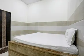SPOT ON Your Own Unique Rooms  - Image 2