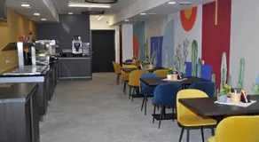HRADBY hotel a restaurace - Image 3