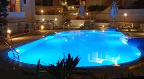 Apartment Lilly, apartment with communal pool, 10 meters from sea - Image 4
