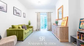Modern 3-Bedroom Retreat Near Newport - Sleeps 7 - Parking - Image 4