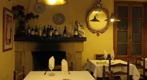 Hostal Esmeralda - Image 4