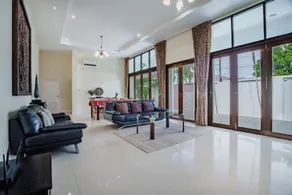 Number Nine Pool Villa - Image 2