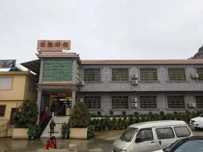 Anshun Longbao Hotel - Image 3