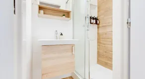 Sunshine Apartment near the City center - Image 4