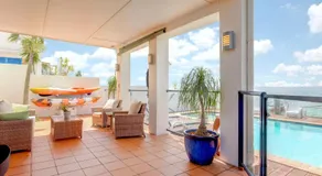 Moreton Bay Beach Lodge - Image 2