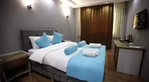 Mavi OTEL BOUTİQUE RESTAURANT - Image 3