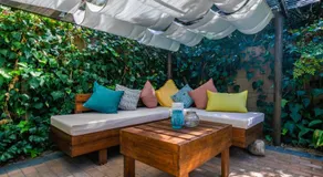 Absolute Bosch Guest House - Image 3