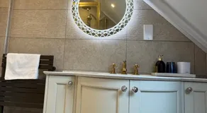 Kingston Guesthouse - Image 4