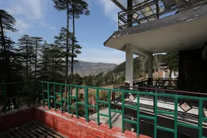 OYO 35560 Hotel Forest View - Image 4