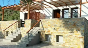 Bay Villas Lefokastro - Image 4