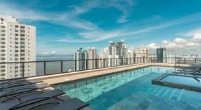 Business Loft with Ocean View - Image 5