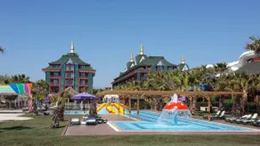 Siam Elegance Hotel & Spa - Image 2