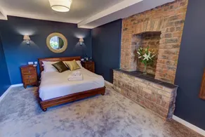 Friars Wynd Guest Rooms - Image 2