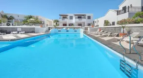 Hogar Palmera with Pool & Beach - Image 2