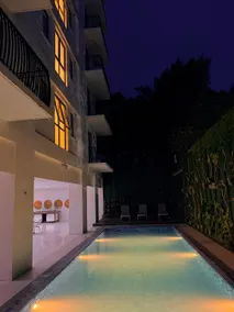 Cozy Batangas Escape| Balcony | Pool | Walk to SM - Image 4