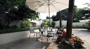 Home 899 Patal Senayan - Image 5