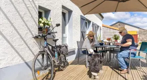Chambres d'hôtes, table d'hôtes des Reinières proche La Loire à Vélo, 3 chambres 7 couchages - Image 2