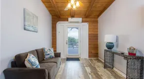 Darien Dockside Inn - Image 3