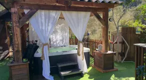 GITES O FIL DE L'EAU piscine spa accès rivière - Image 3