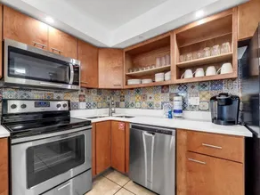 Pinnacle Port B1-208 - Image 4