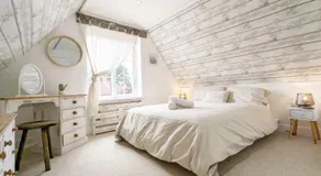 Sweetpea Cottage - Image 2