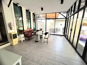 Sunshine Life Pattaya Poolvilla - Image 3