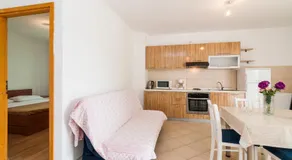 Apartman Iva-family holiday 250 m from pebble beach - Image 2