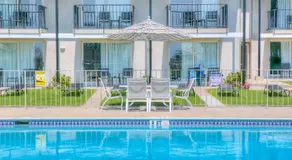 Periwinkle Inn - Image 5