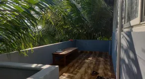 Sunshine Service Villa - Image 5