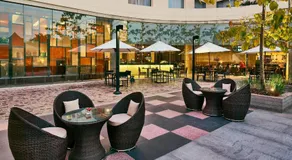 Courtyard by Marriott Kochi Airport - Image 4
