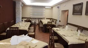 La Taverna - Image 3