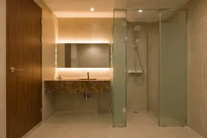 The LAND Hotel - Image 4