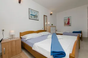 Apartment Vlado A2 Supetar, Island Brac - Image 3
