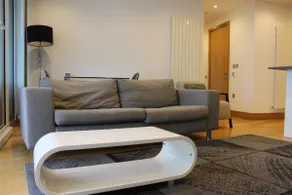 Luxurious Modern Canary Wharf Apt - London Views - Image 3